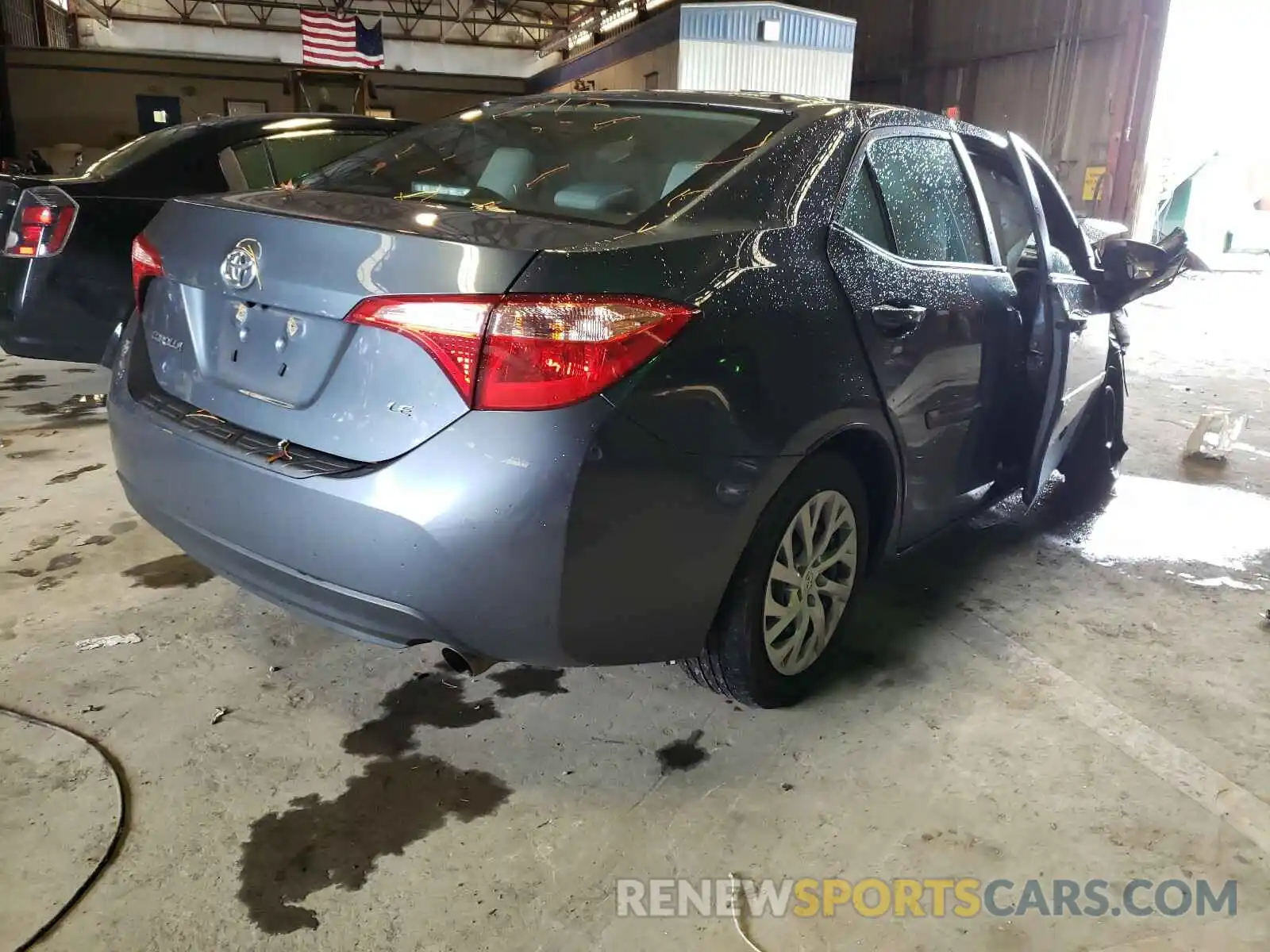 4 Photograph of a damaged car 2T1BURHE3KC153188 TOYOTA COROLLA 2019