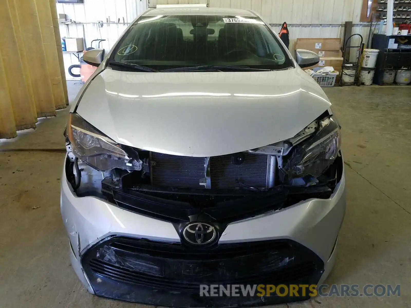 9 Photograph of a damaged car 2T1BURHE3KC153675 TOYOTA COROLLA 2019