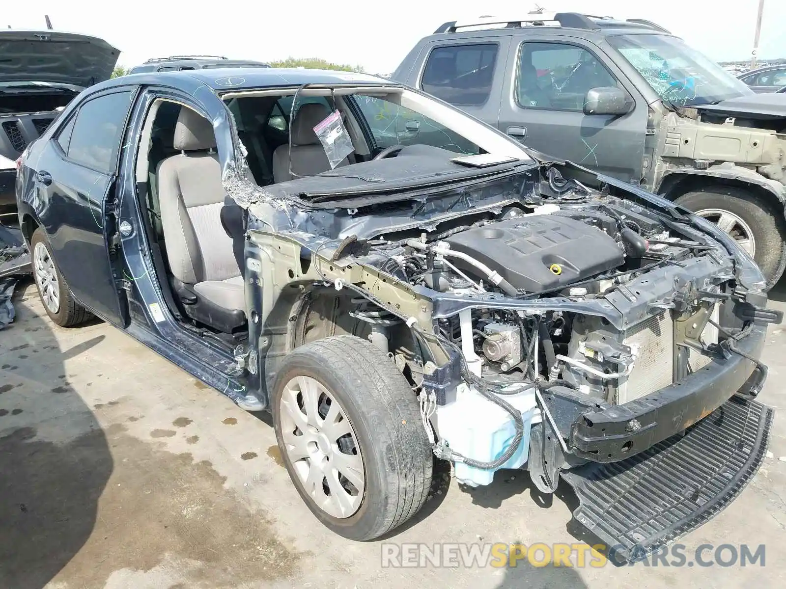 1 Photograph of a damaged car 2T1BURHE3KC153952 TOYOTA COROLLA 2019