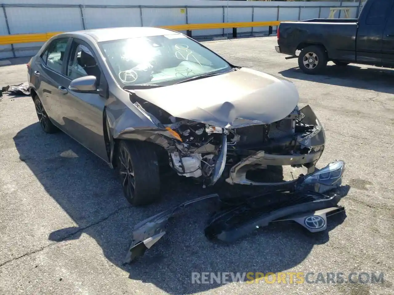 1 Фотография поврежденного автомобиля 2T1BURHE3KC154180 TOYOTA COROLLA 2019