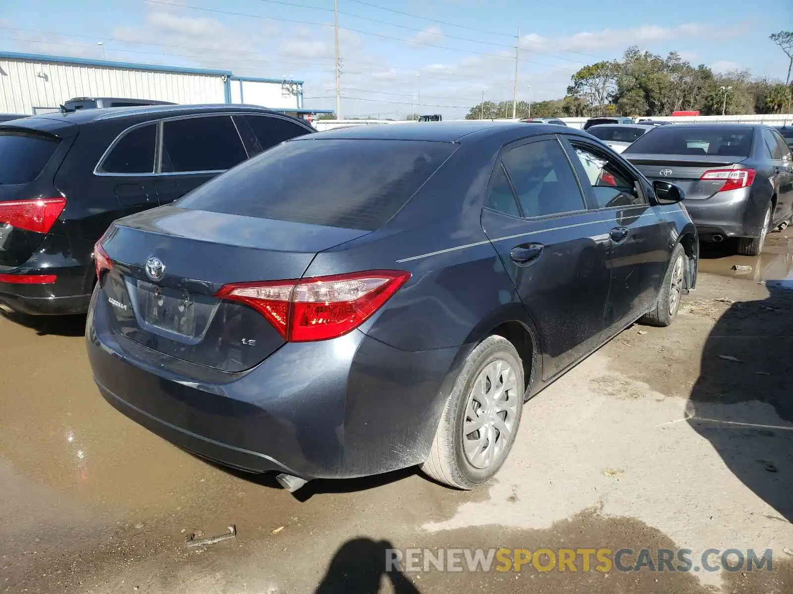 4 Photograph of a damaged car 2T1BURHE3KC156012 TOYOTA COROLLA 2019