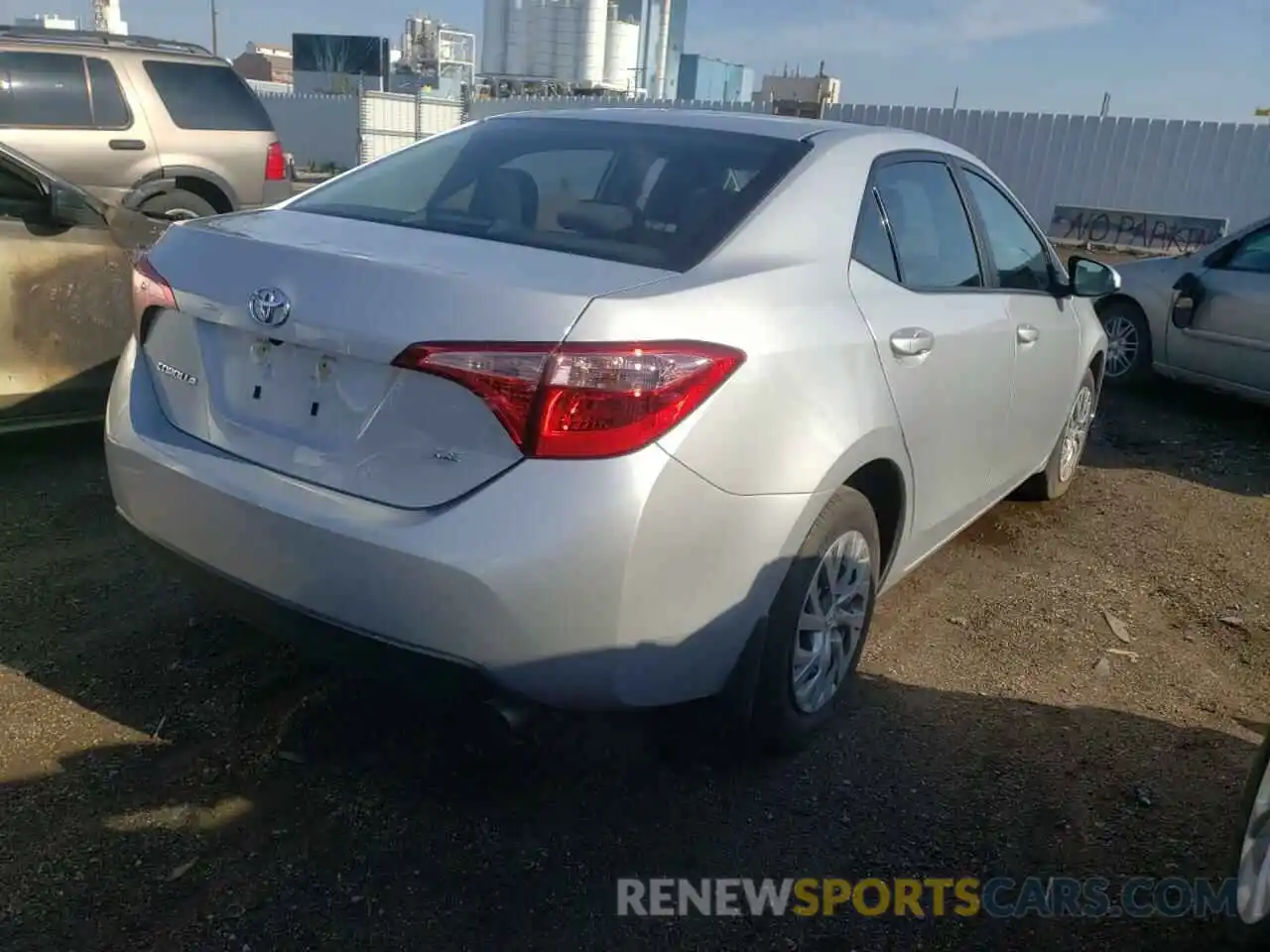 4 Photograph of a damaged car 2T1BURHE3KC156236 TOYOTA COROLLA 2019