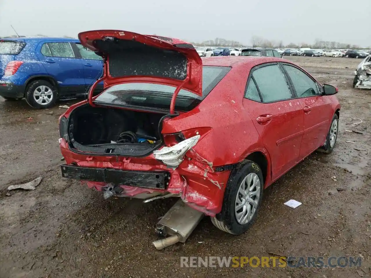 4 Photograph of a damaged car 2T1BURHE3KC156267 TOYOTA COROLLA 2019