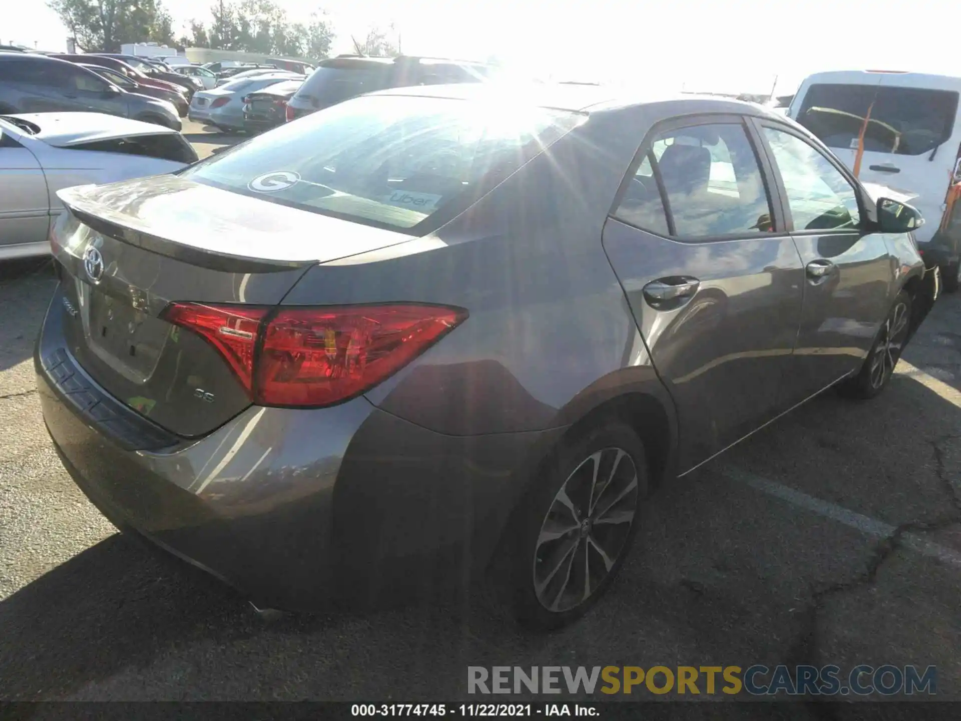 4 Photograph of a damaged car 2T1BURHE3KC157547 TOYOTA COROLLA 2019