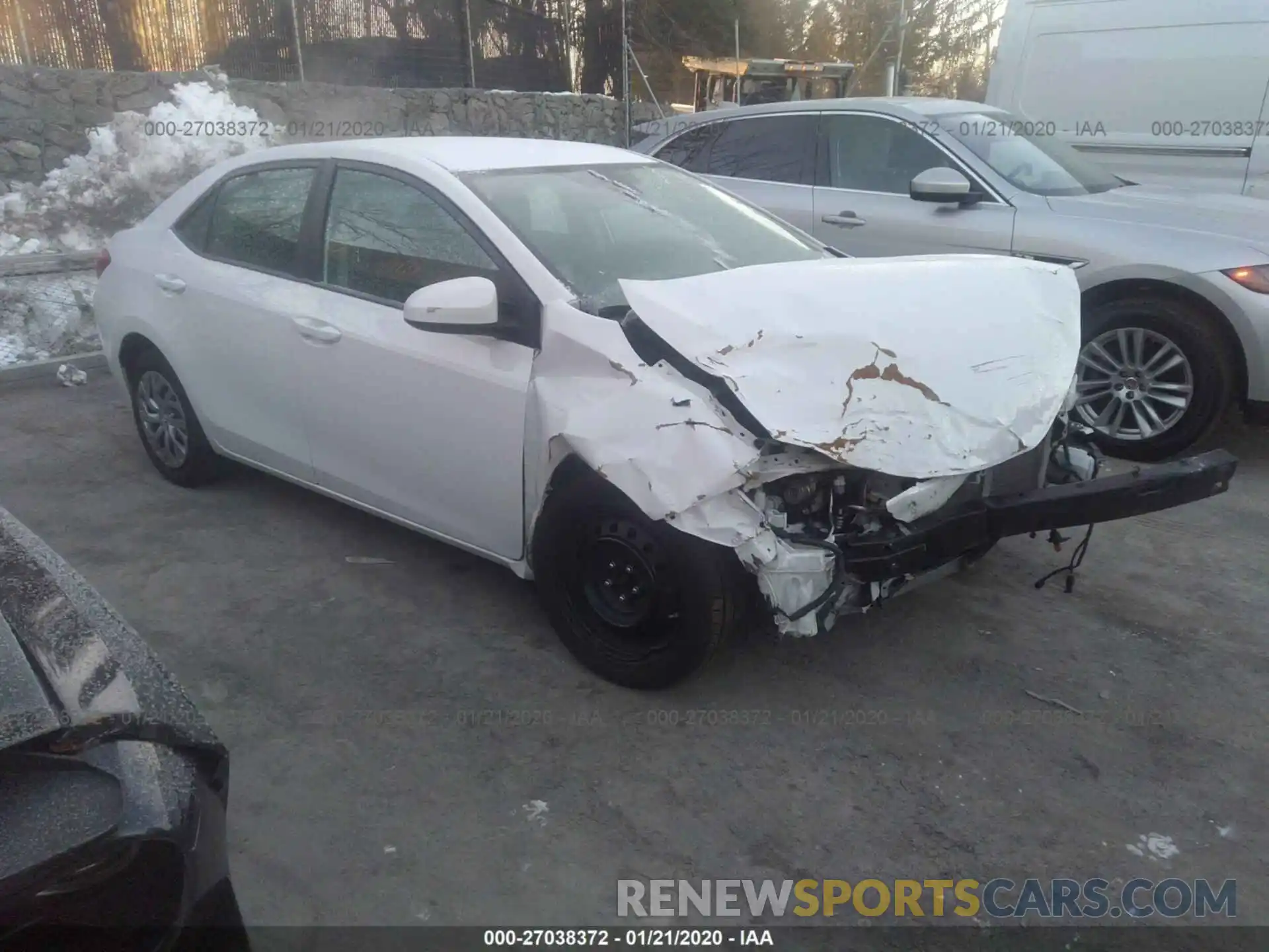 1 Photograph of a damaged car 2T1BURHE3KC157760 TOYOTA COROLLA 2019