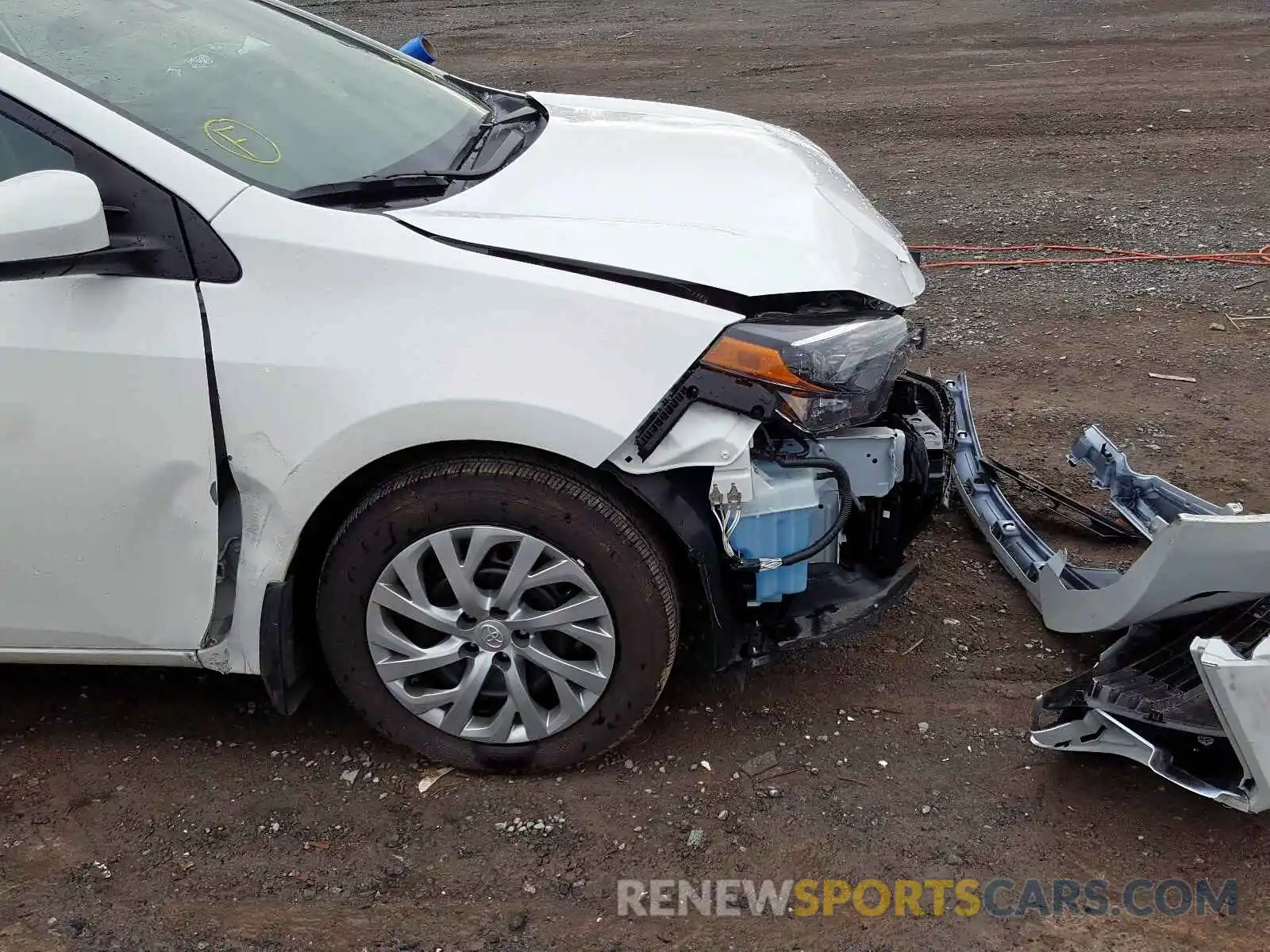 9 Photograph of a damaged car 2T1BURHE3KC158021 TOYOTA COROLLA 2019