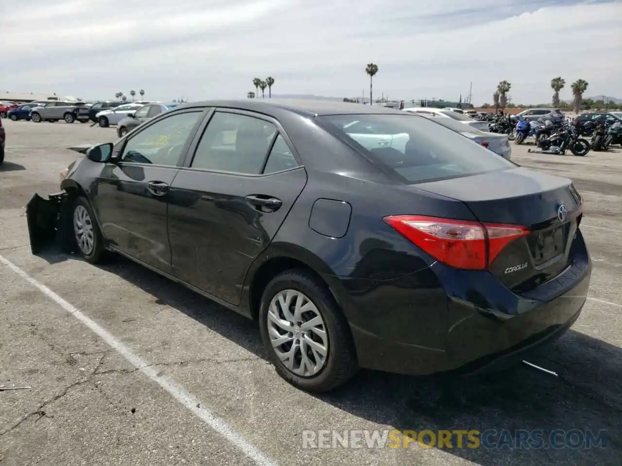 3 Photograph of a damaged car 2T1BURHE3KC158360 TOYOTA COROLLA 2019