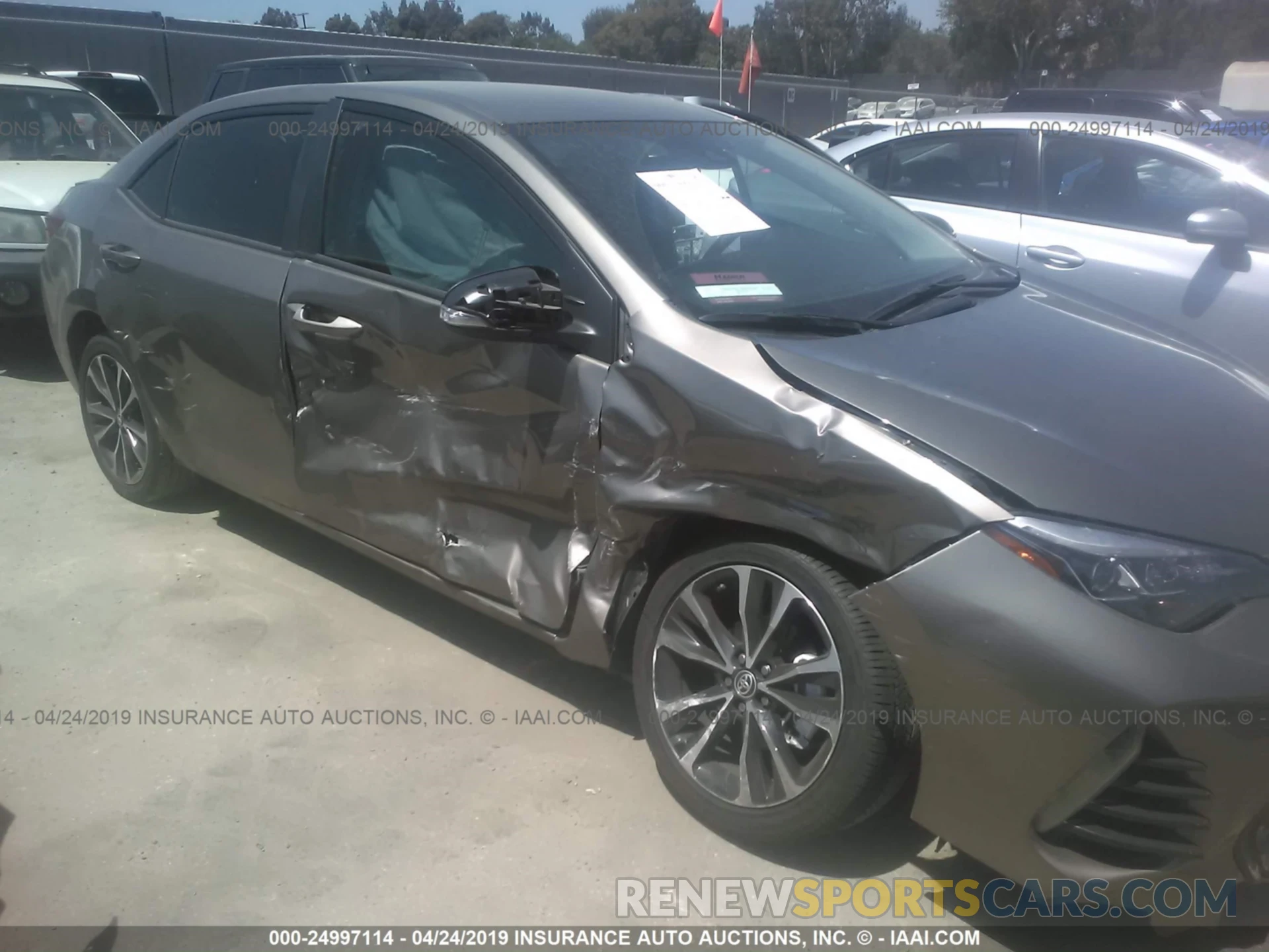 6 Photograph of a damaged car 2T1BURHE3KC158388 TOYOTA COROLLA 2019