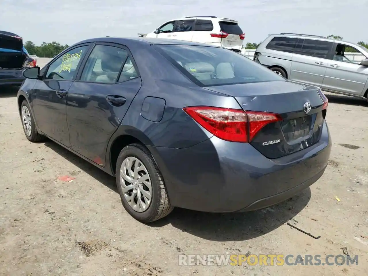 3 Photograph of a damaged car 2T1BURHE3KC158794 TOYOTA COROLLA 2019