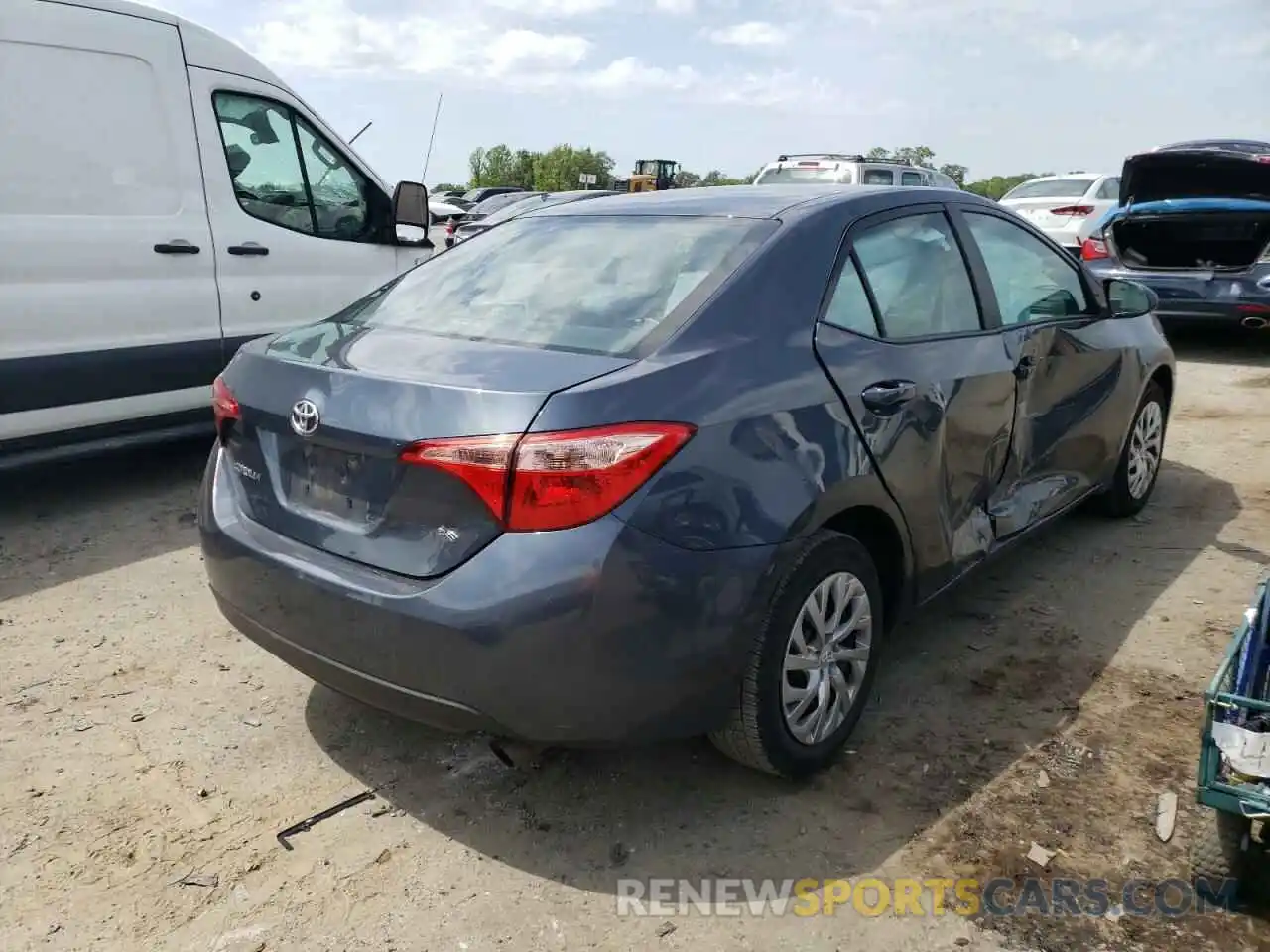 4 Photograph of a damaged car 2T1BURHE3KC158794 TOYOTA COROLLA 2019