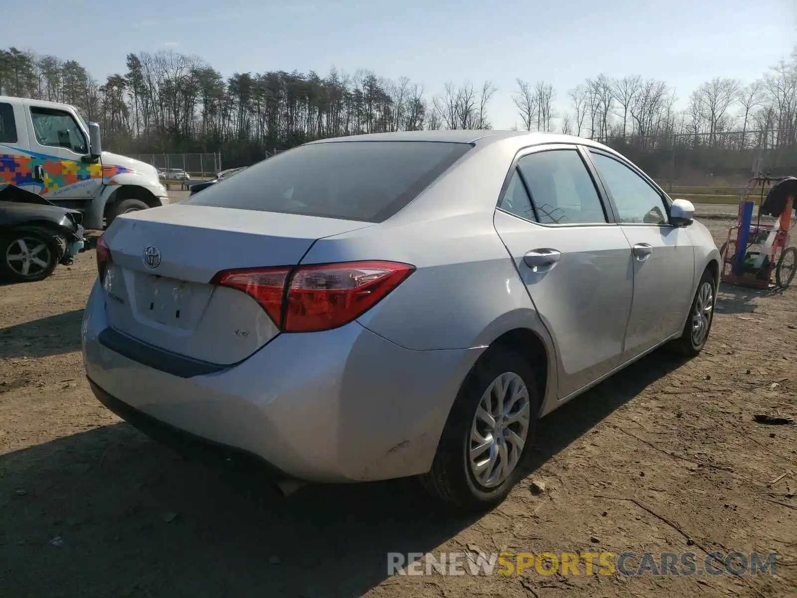 4 Photograph of a damaged car 2T1BURHE3KC158813 TOYOTA COROLLA 2019