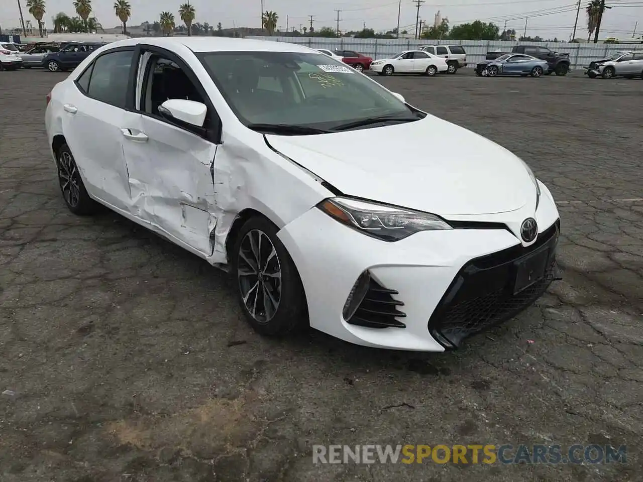 1 Photograph of a damaged car 2T1BURHE3KC159394 TOYOTA COROLLA 2019