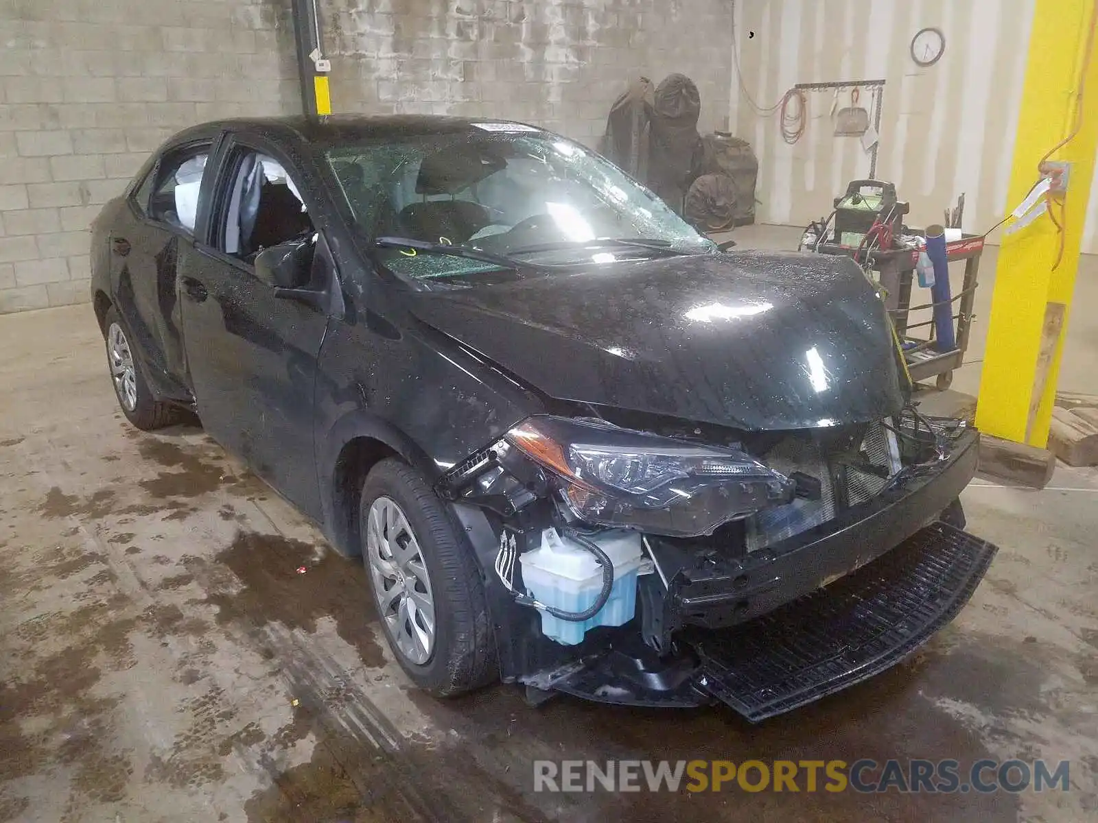 1 Photograph of a damaged car 2T1BURHE3KC160349 TOYOTA COROLLA 2019