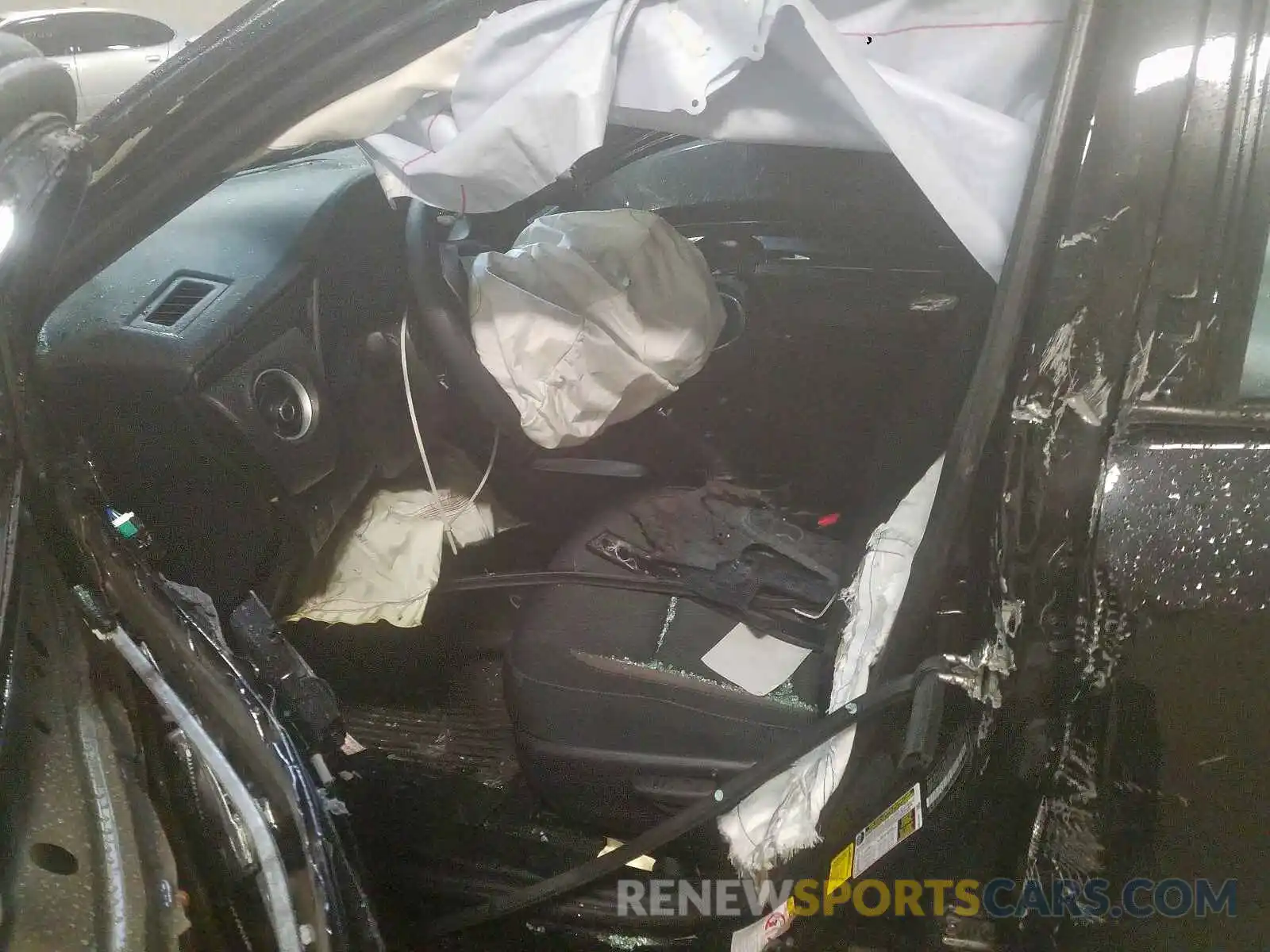 5 Photograph of a damaged car 2T1BURHE3KC160349 TOYOTA COROLLA 2019