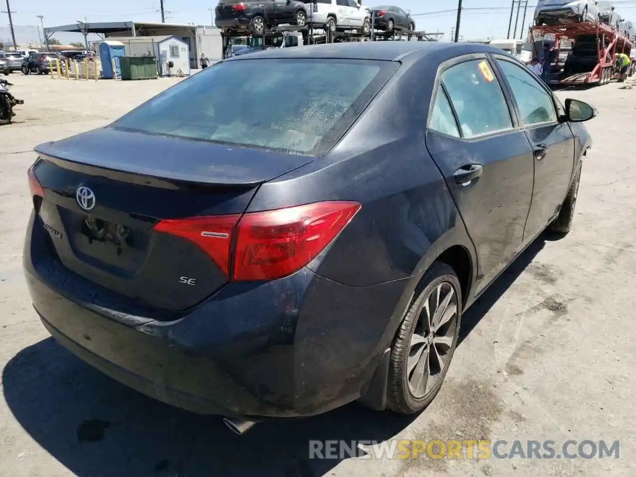 4 Photograph of a damaged car 2T1BURHE3KC160688 TOYOTA COROLLA 2019