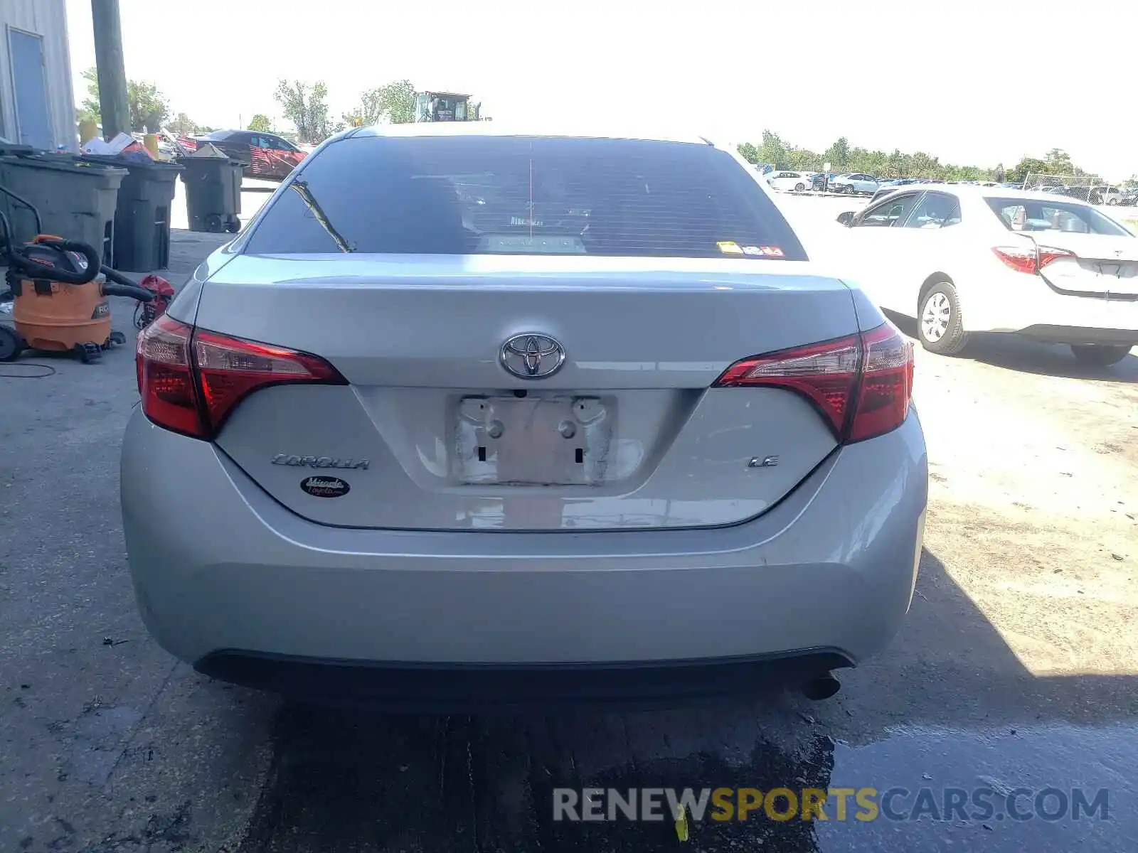 9 Photograph of a damaged car 2T1BURHE3KC161503 TOYOTA COROLLA 2019