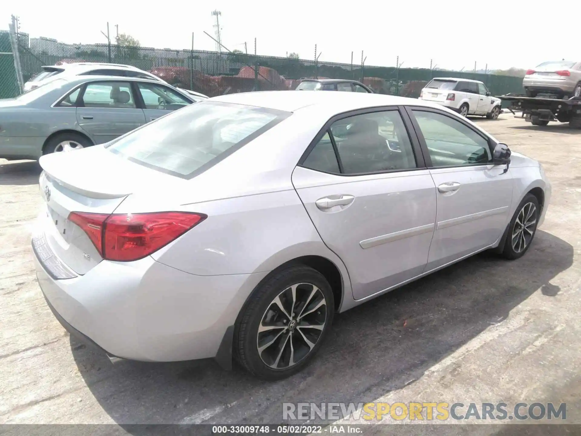 4 Photograph of a damaged car 2T1BURHE3KC162022 TOYOTA COROLLA 2019