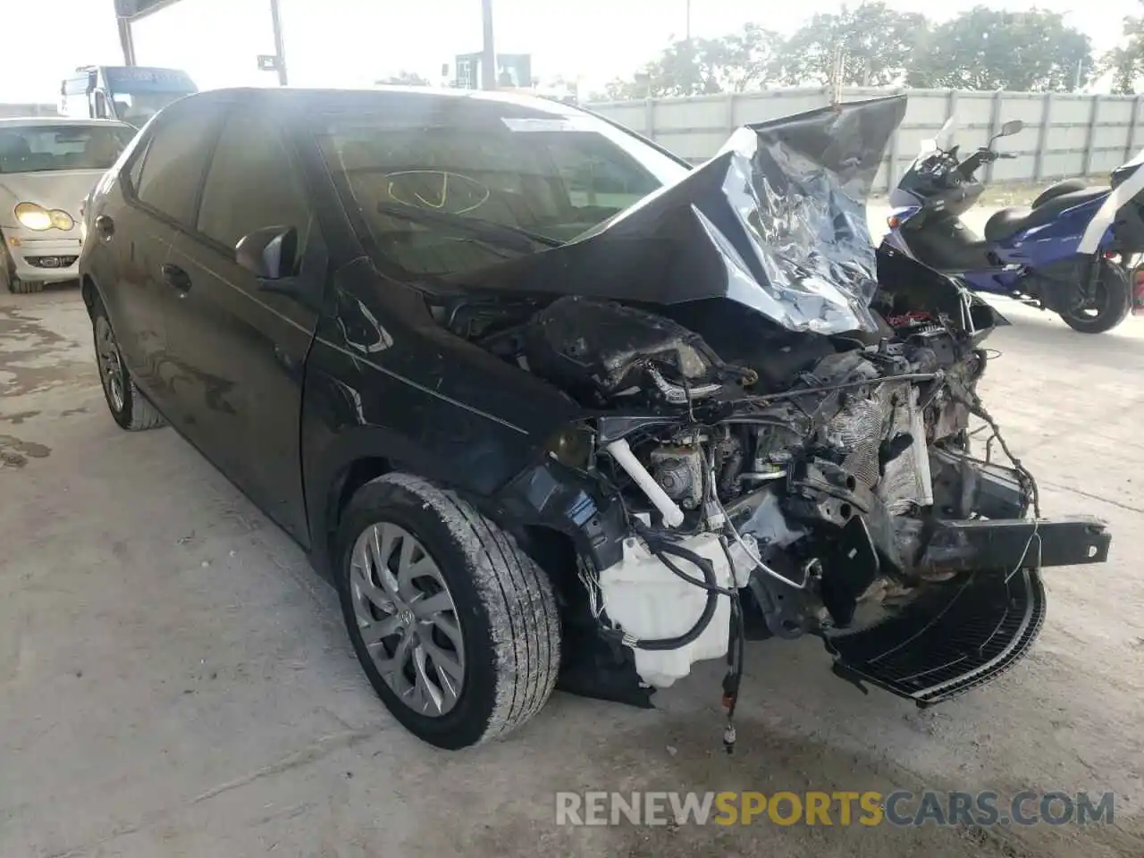 1 Photograph of a damaged car 2T1BURHE3KC162246 TOYOTA COROLLA 2019