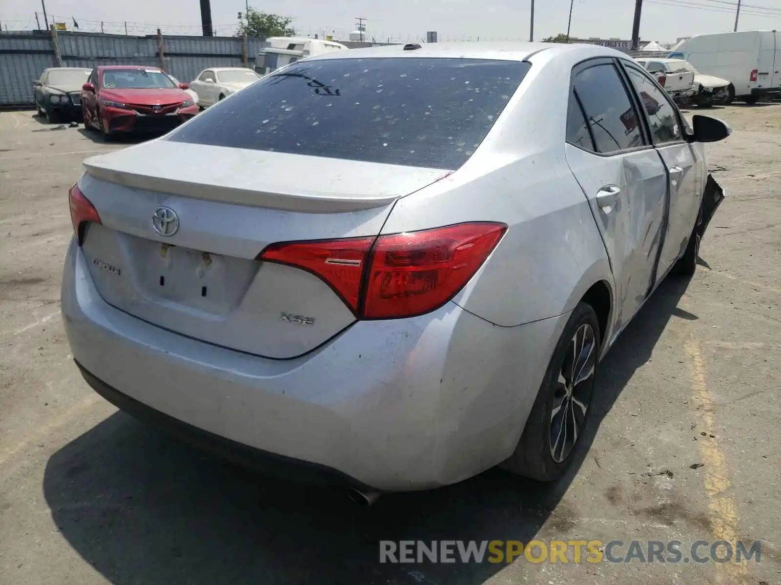 4 Photograph of a damaged car 2T1BURHE3KC162506 TOYOTA COROLLA 2019