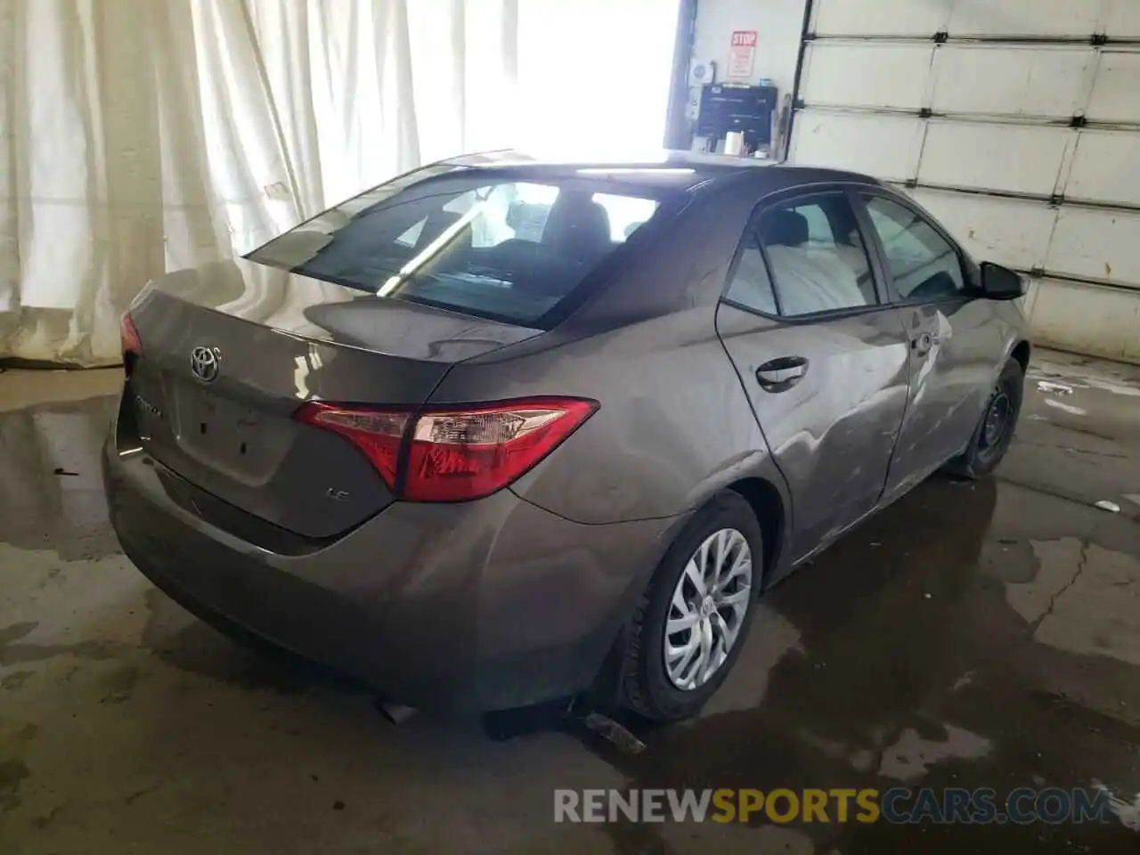 4 Photograph of a damaged car 2T1BURHE3KC162795 TOYOTA COROLLA 2019