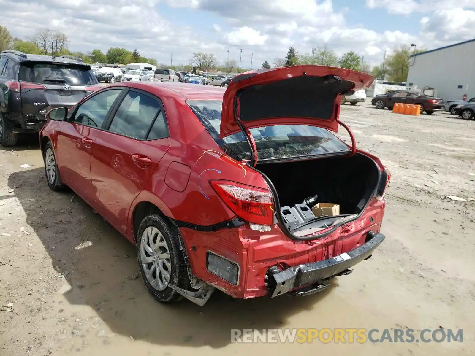 3 Photograph of a damaged car 2T1BURHE3KC165406 TOYOTA COROLLA 2019