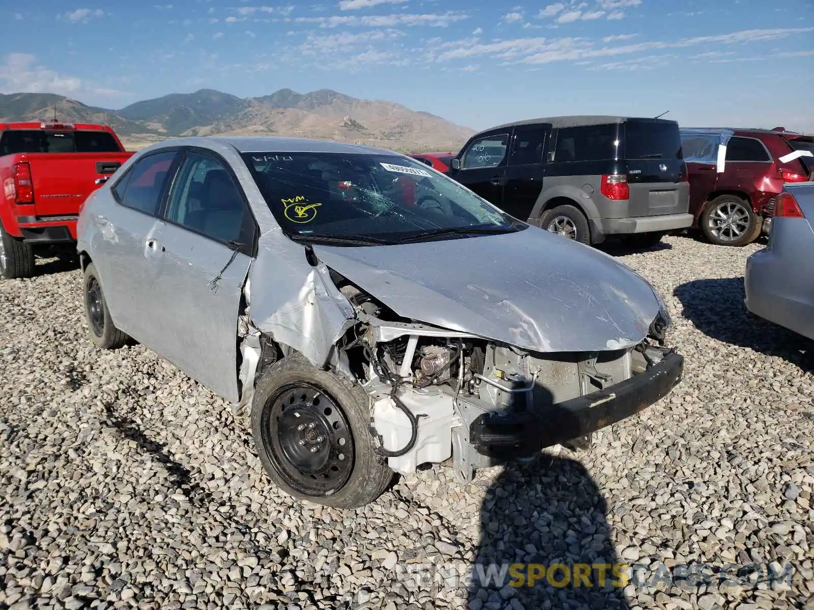 1 Photograph of a damaged car 2T1BURHE3KC165633 TOYOTA COROLLA 2019