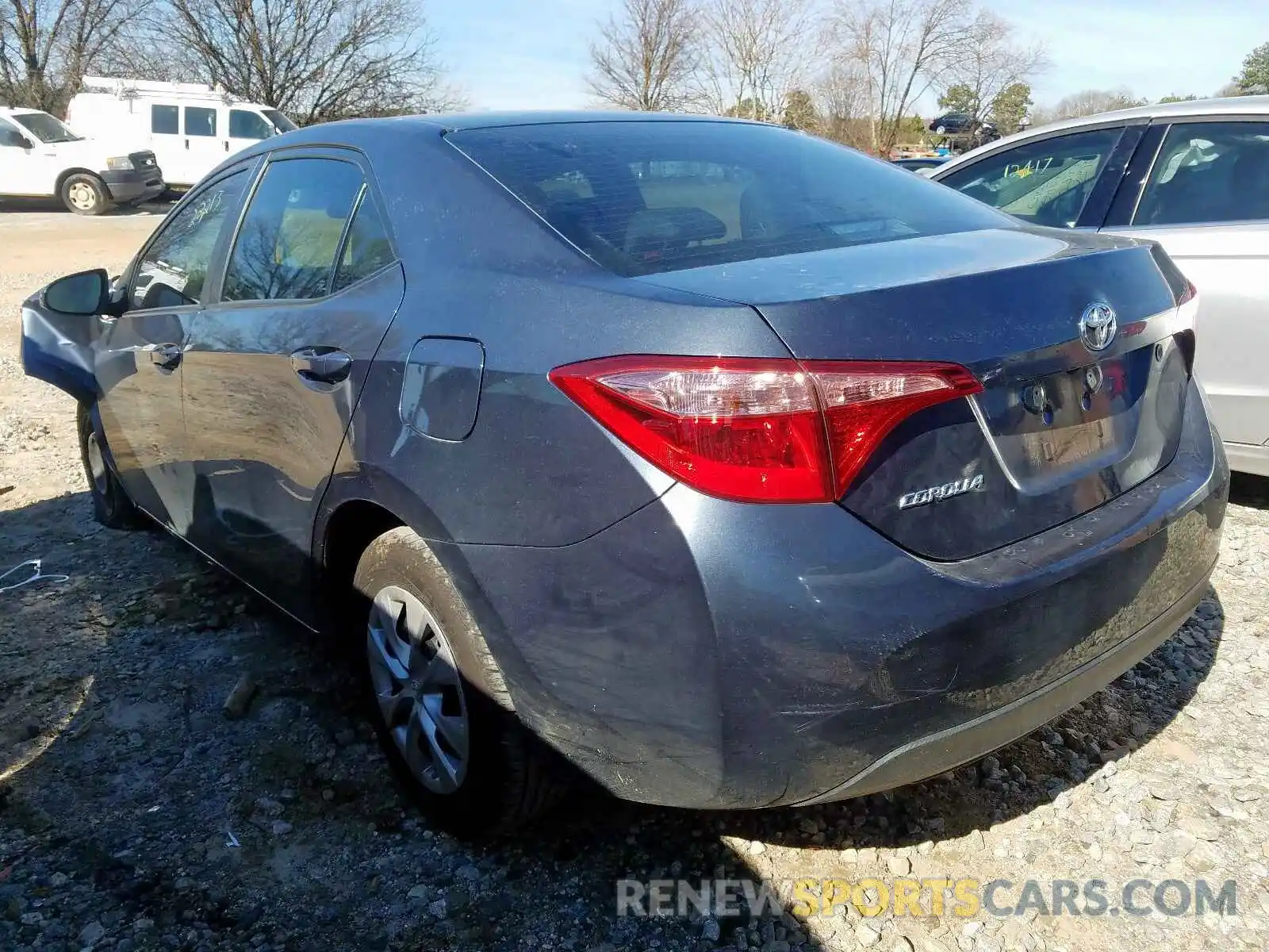 3 Photograph of a damaged car 2T1BURHE3KC166538 TOYOTA COROLLA 2019