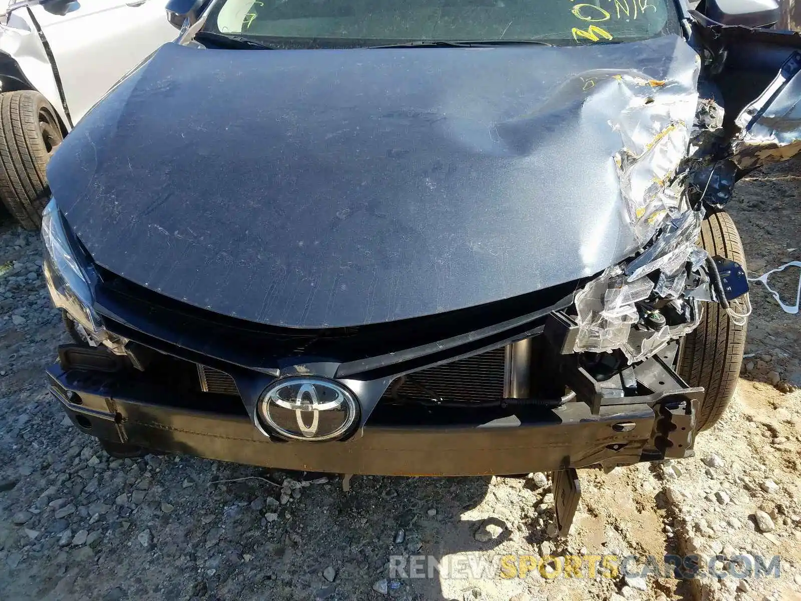 9 Photograph of a damaged car 2T1BURHE3KC166538 TOYOTA COROLLA 2019