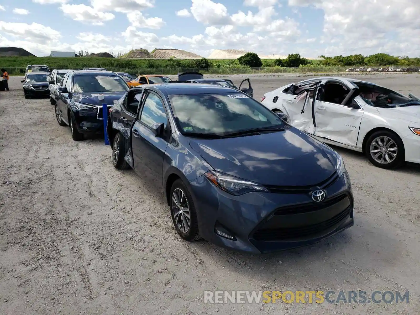 1 Photograph of a damaged car 2T1BURHE3KC166667 TOYOTA COROLLA 2019