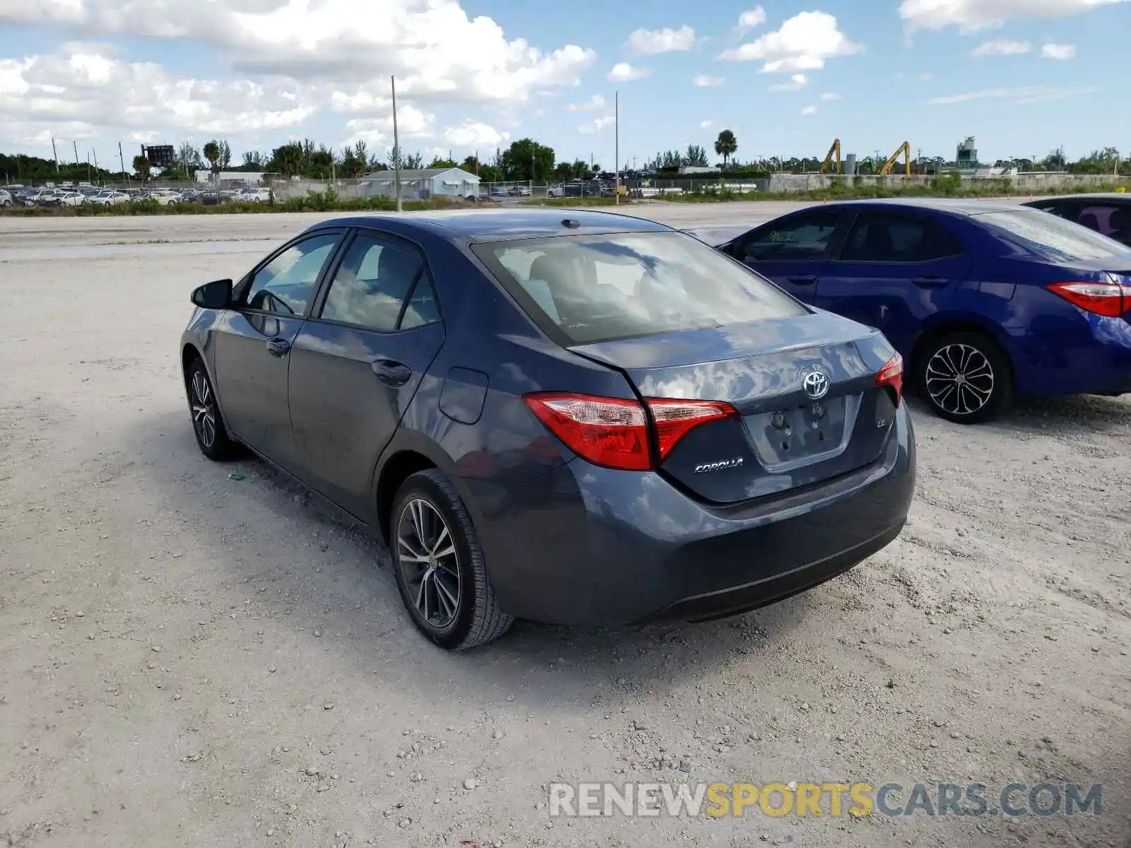 3 Photograph of a damaged car 2T1BURHE3KC166667 TOYOTA COROLLA 2019