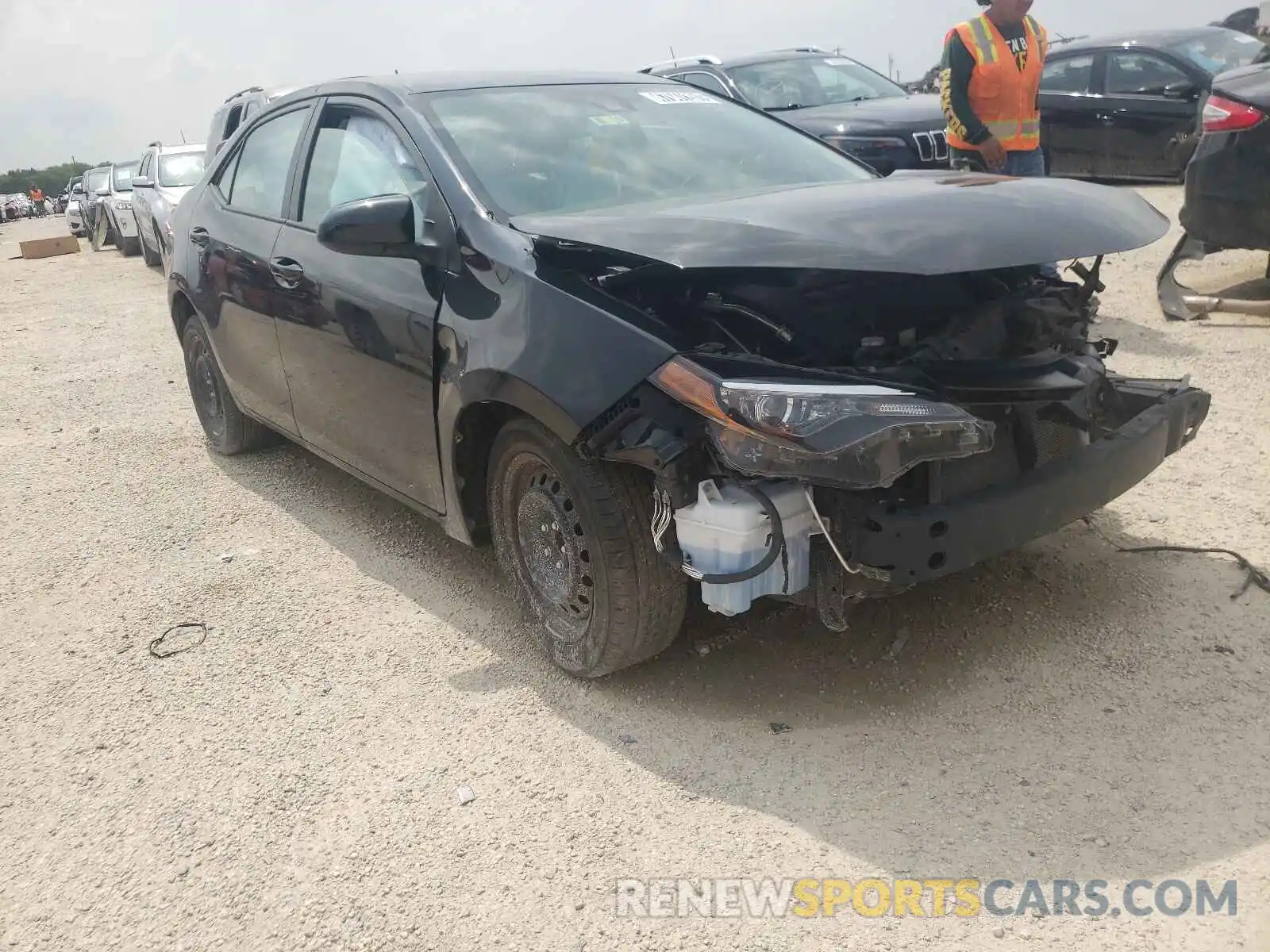 1 Фотография поврежденного автомобиля 2T1BURHE3KC166894 TOYOTA COROLLA 2019