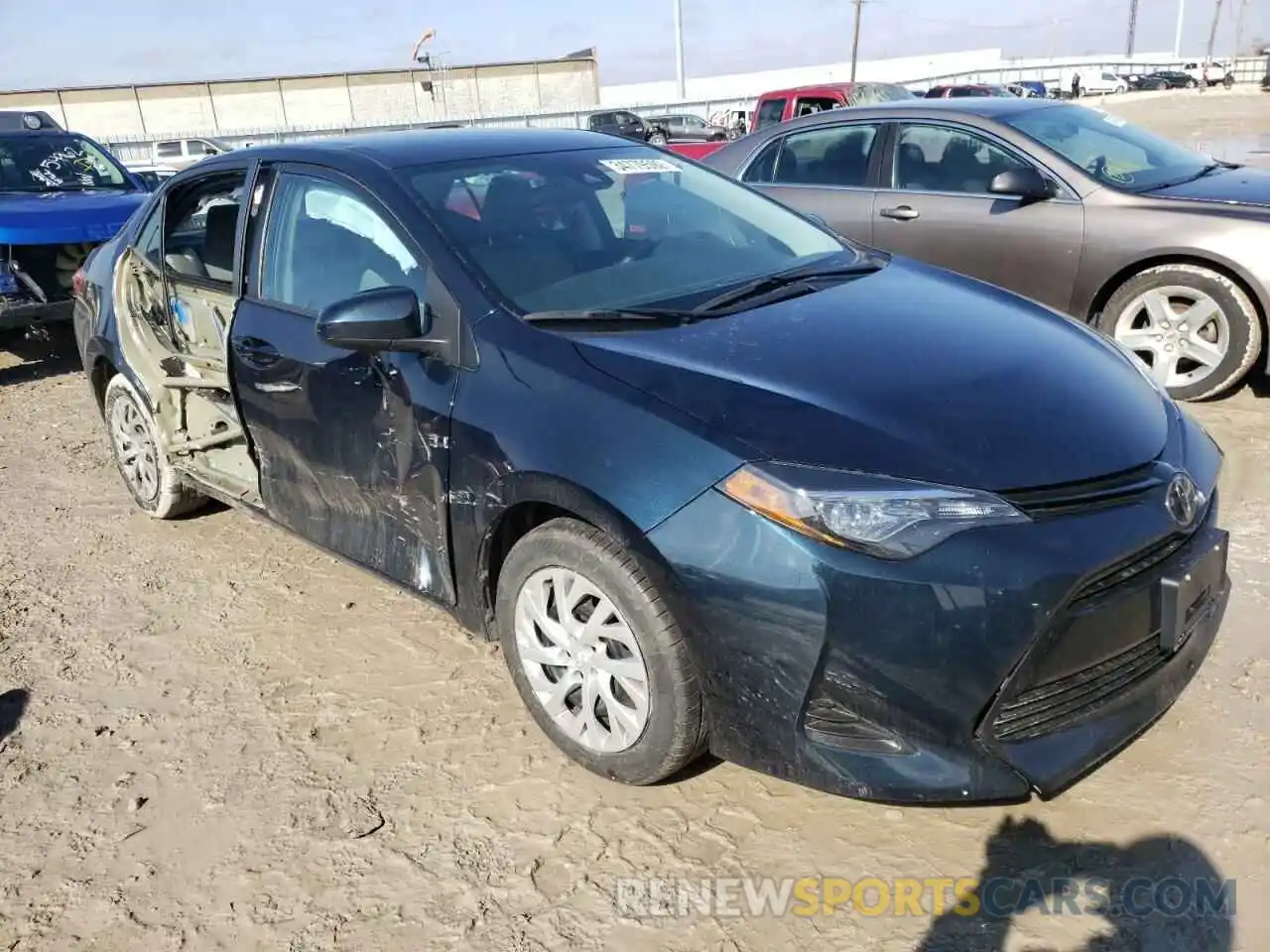 1 Photograph of a damaged car 2T1BURHE3KC168502 TOYOTA COROLLA 2019