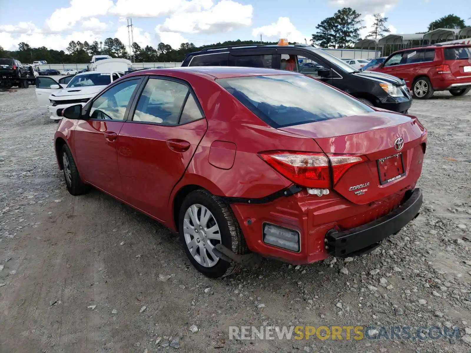 3 Photograph of a damaged car 2T1BURHE3KC169116 TOYOTA COROLLA 2019