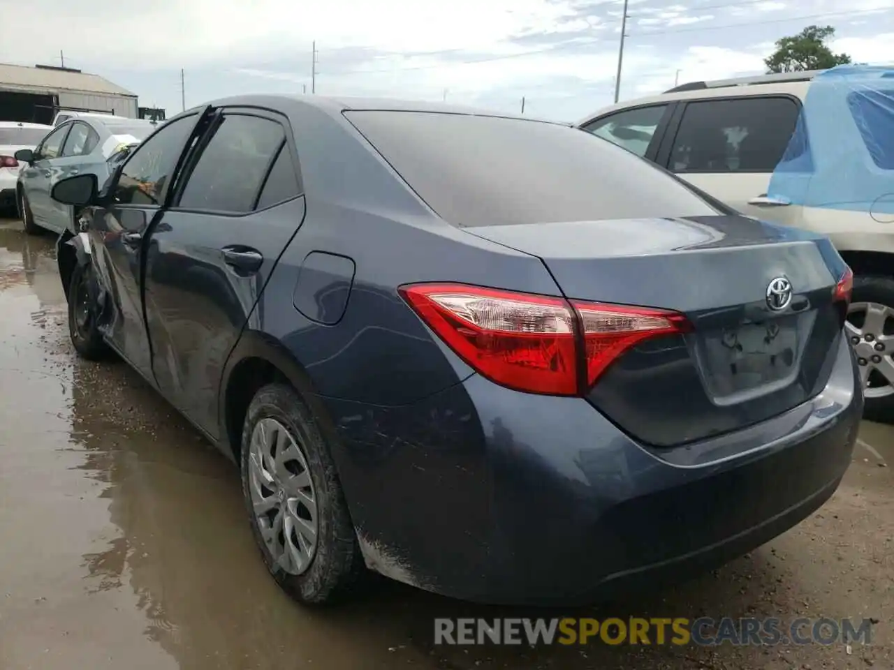 3 Photograph of a damaged car 2T1BURHE3KC169942 TOYOTA COROLLA 2019