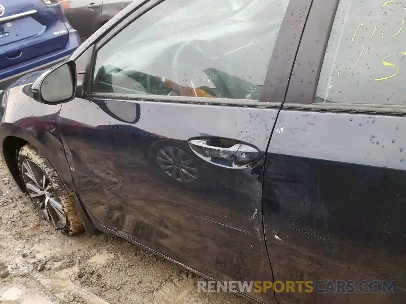 9 Photograph of a damaged car 2T1BURHE3KC170010 TOYOTA COROLLA 2019