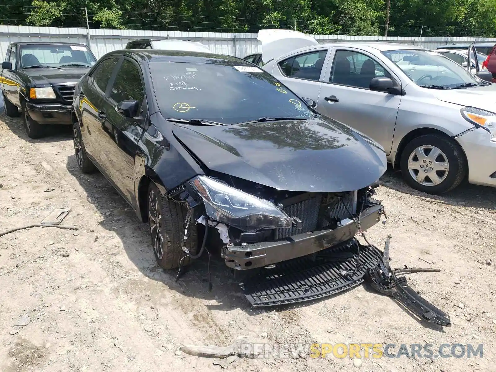 1 Photograph of a damaged car 2T1BURHE3KC170329 TOYOTA COROLLA 2019