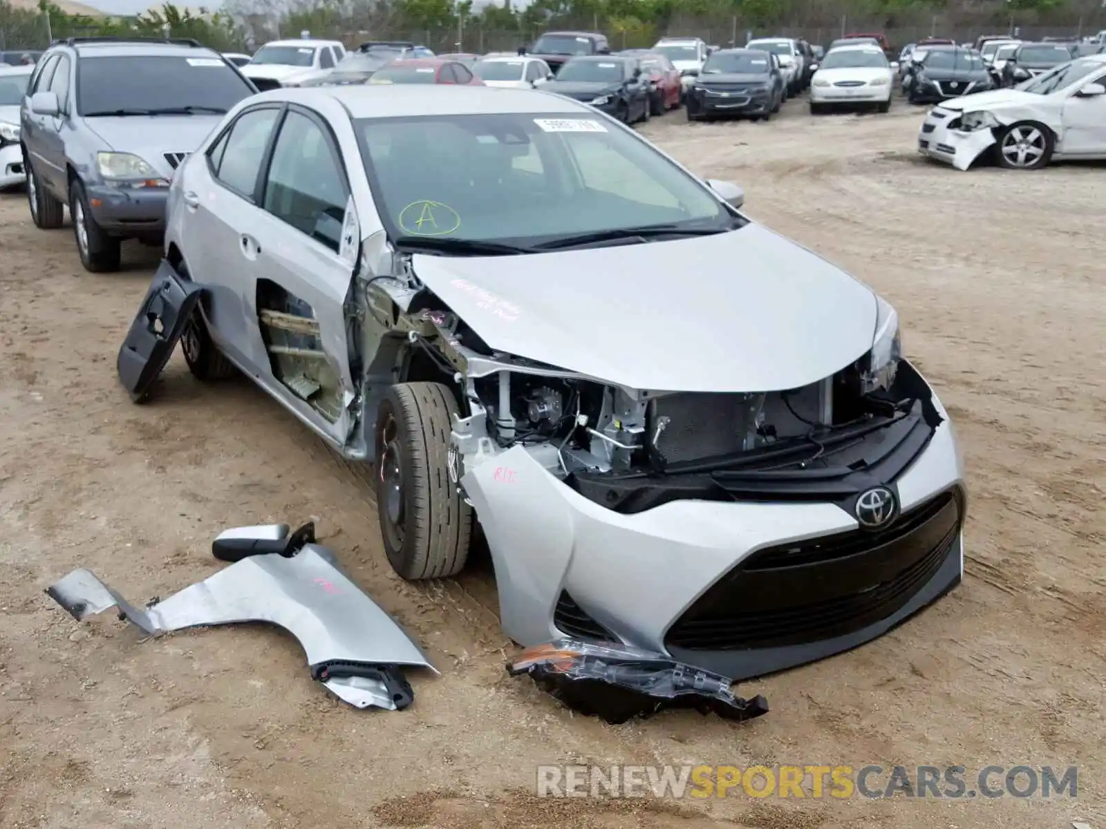 1 Photograph of a damaged car 2T1BURHE3KC170640 TOYOTA COROLLA 2019