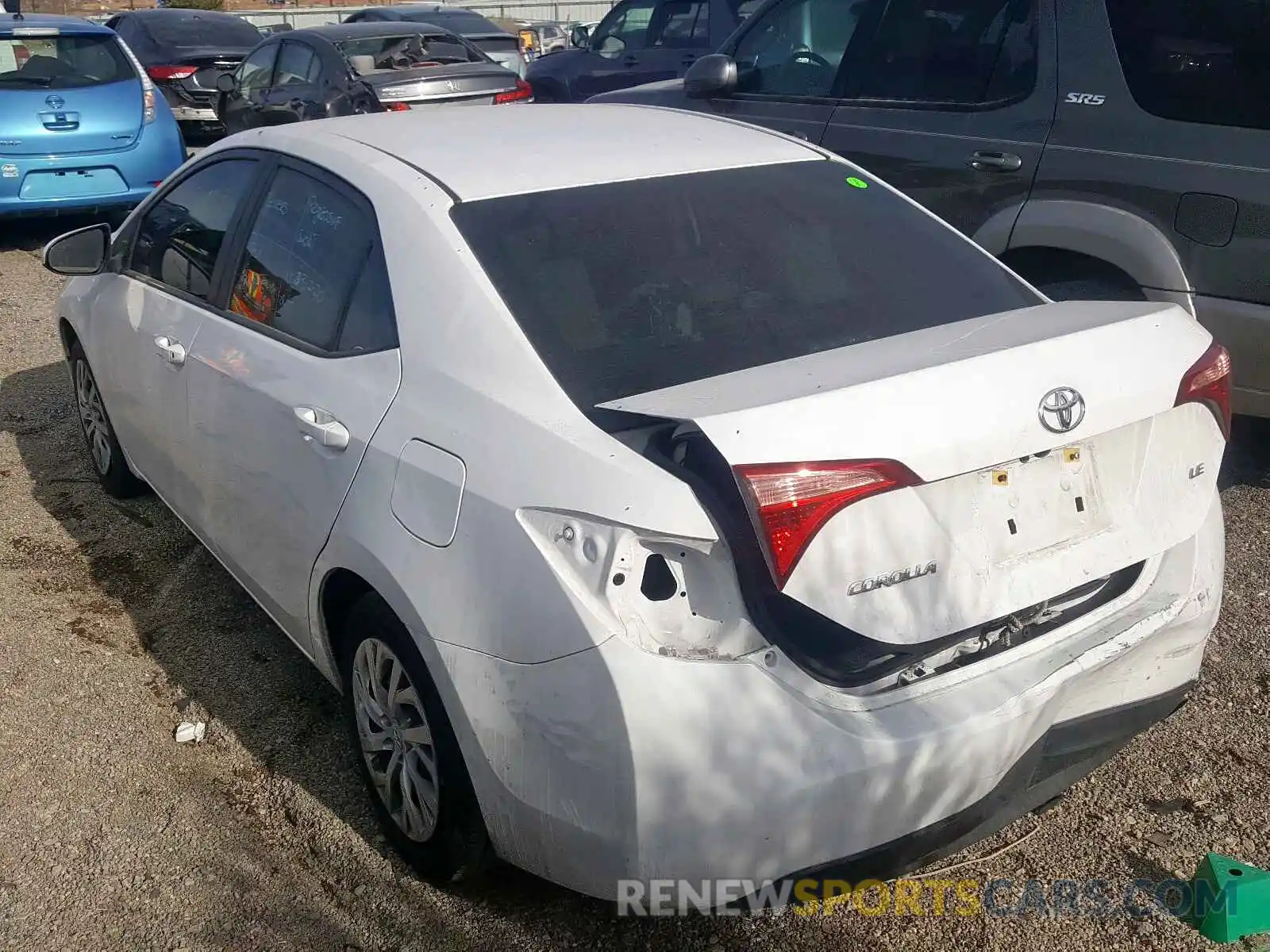 3 Photograph of a damaged car 2T1BURHE3KC170671 TOYOTA COROLLA 2019