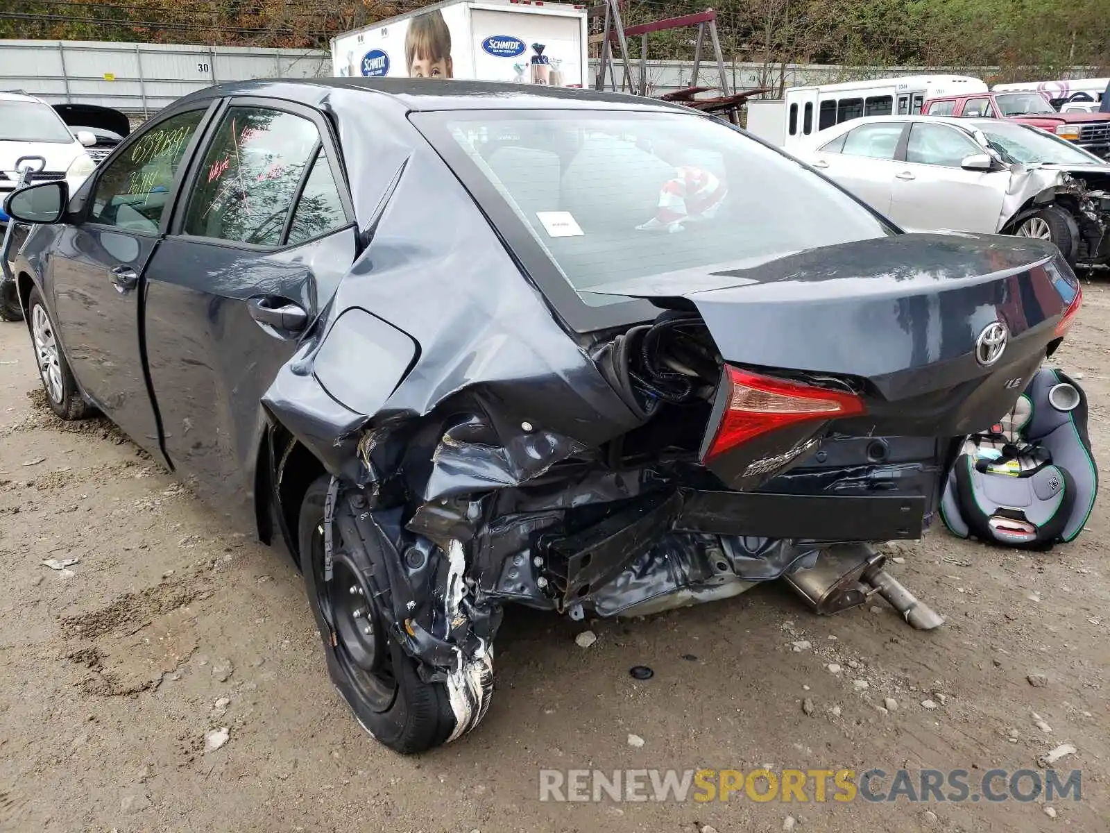 3 Photograph of a damaged car 2T1BURHE3KC170931 TOYOTA COROLLA 2019