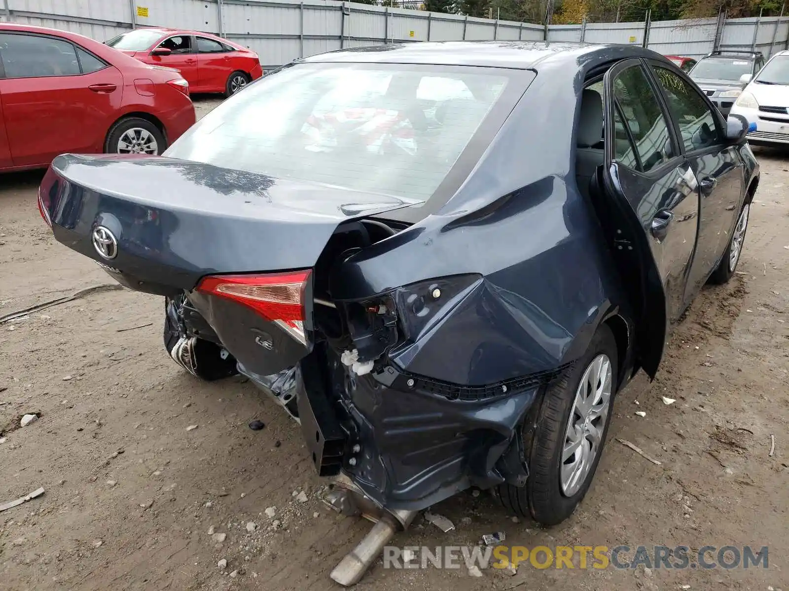 4 Photograph of a damaged car 2T1BURHE3KC170931 TOYOTA COROLLA 2019