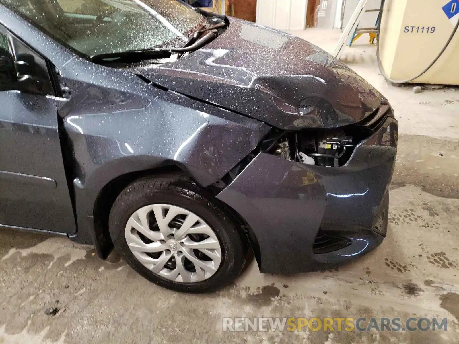 9 Photograph of a damaged car 2T1BURHE3KC171738 TOYOTA COROLLA 2019