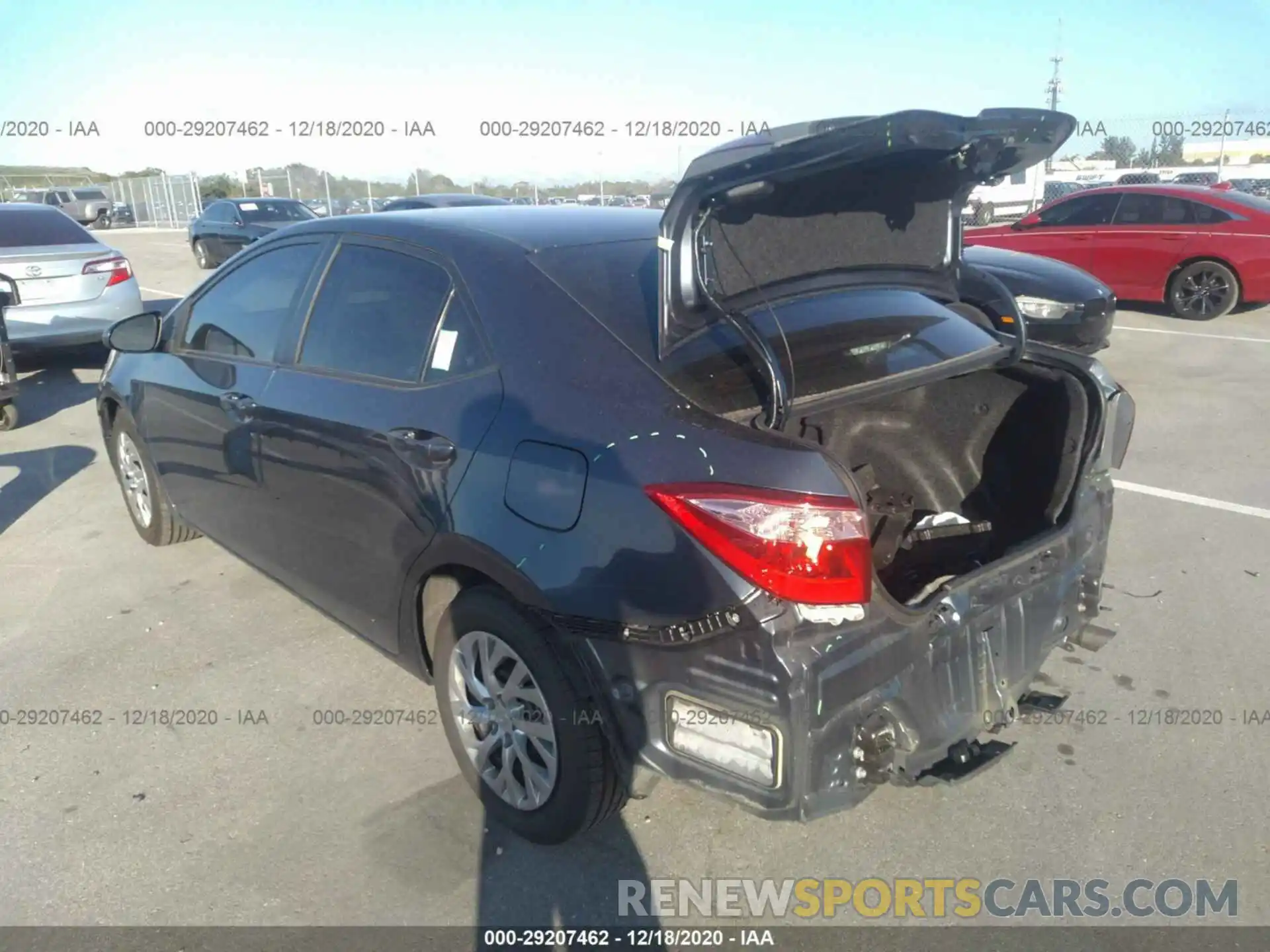 3 Photograph of a damaged car 2T1BURHE3KC172632 TOYOTA COROLLA 2019