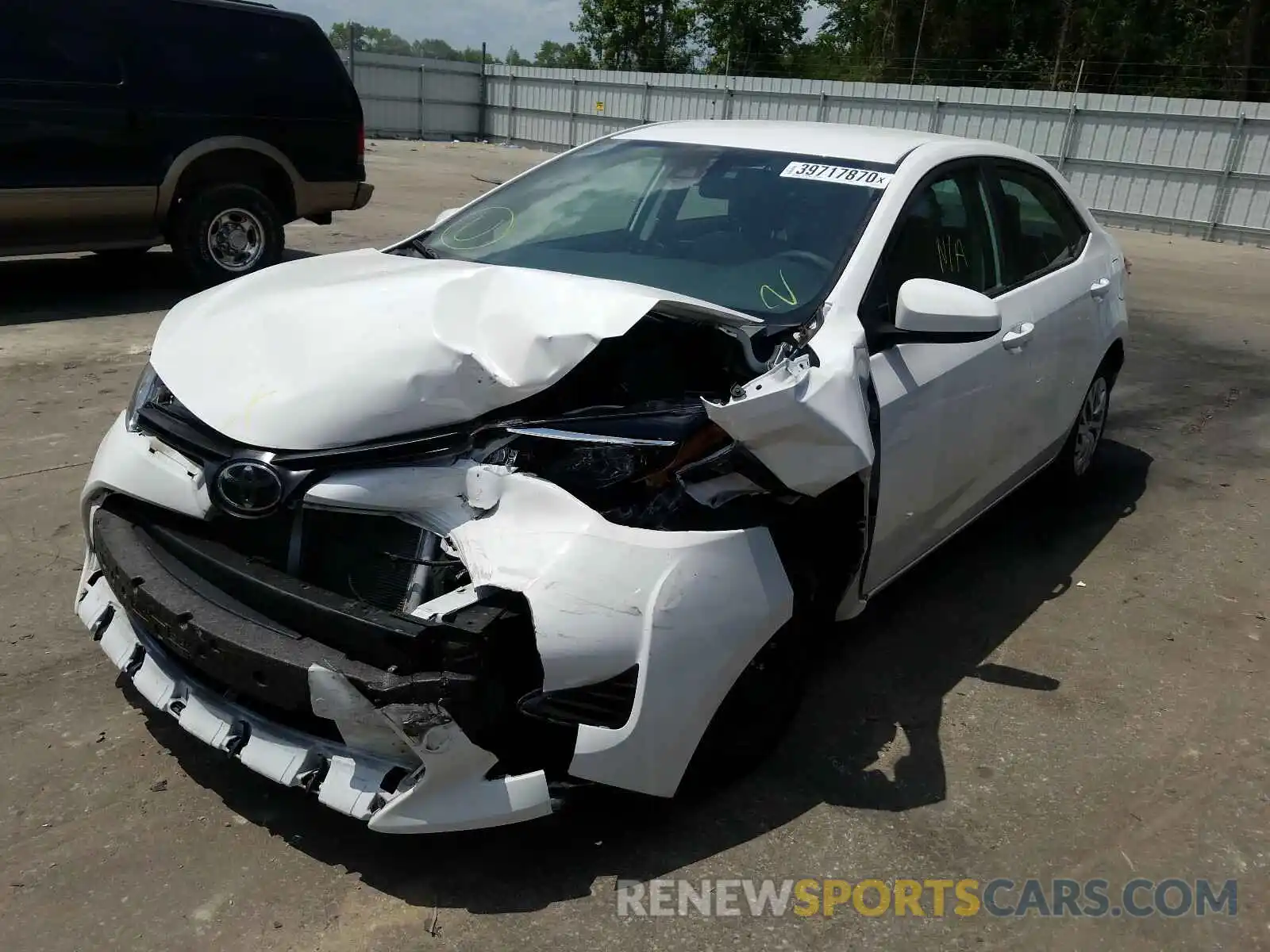 2 Photograph of a damaged car 2T1BURHE3KC172727 TOYOTA COROLLA 2019