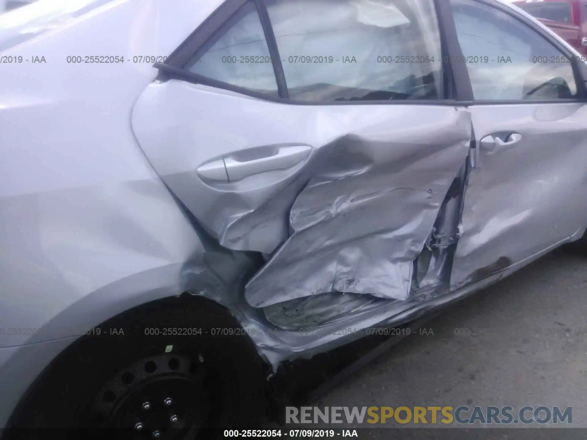 6 Photograph of a damaged car 2T1BURHE3KC173537 TOYOTA COROLLA 2019