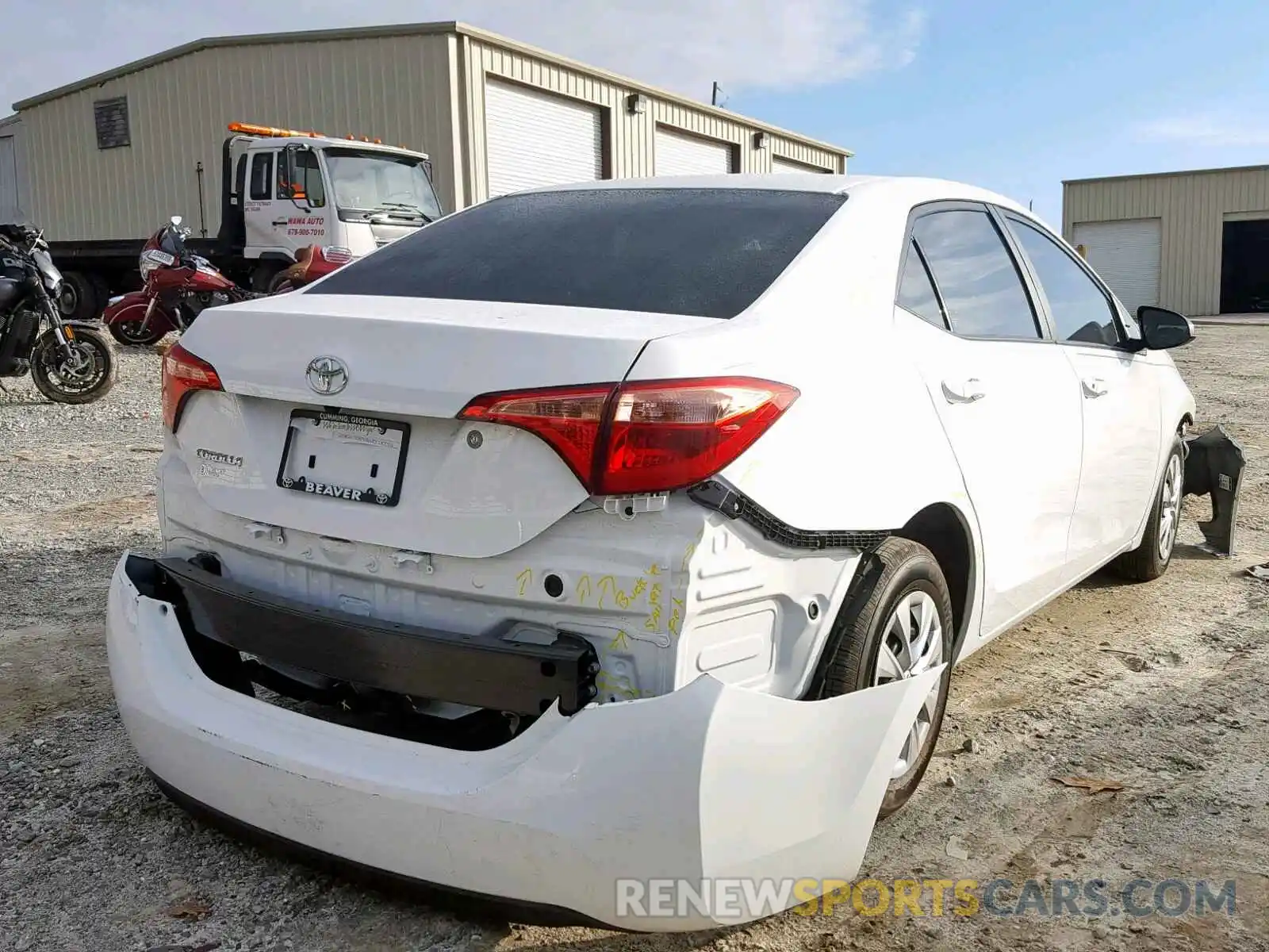 4 Photograph of a damaged car 2T1BURHE3KC173988 TOYOTA COROLLA 2019