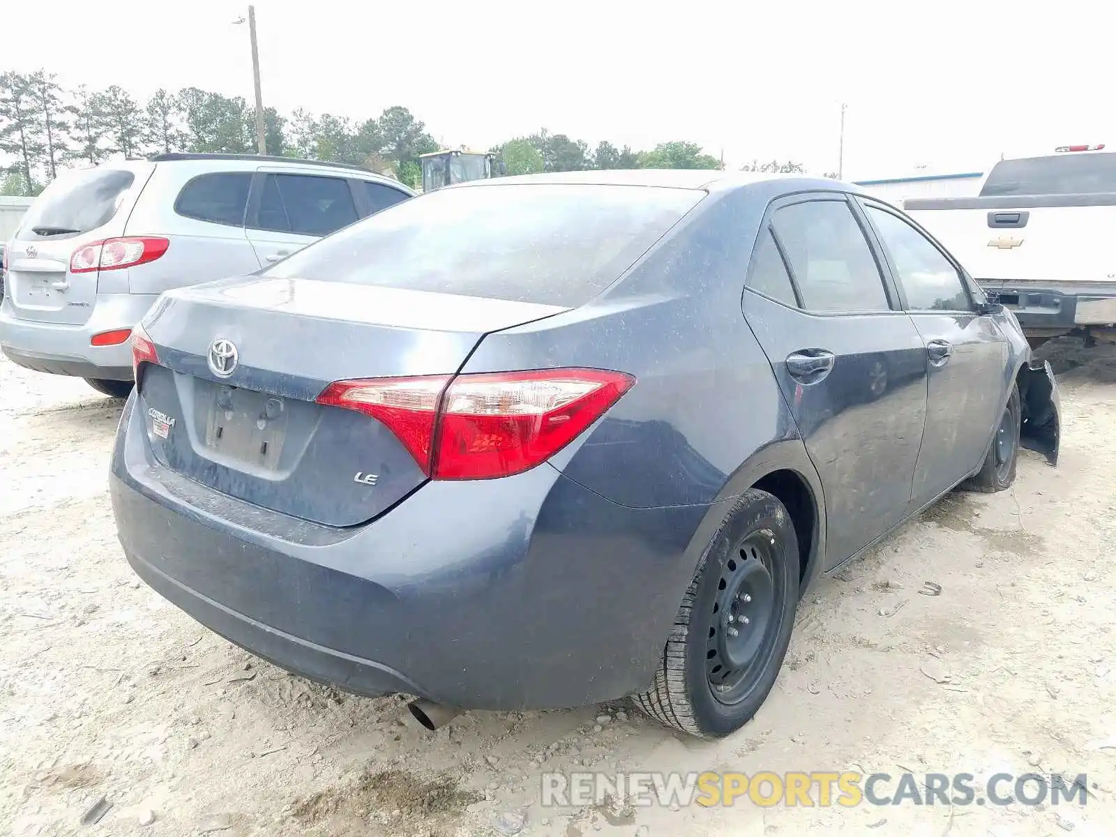 4 Photograph of a damaged car 2T1BURHE3KC174106 TOYOTA COROLLA 2019