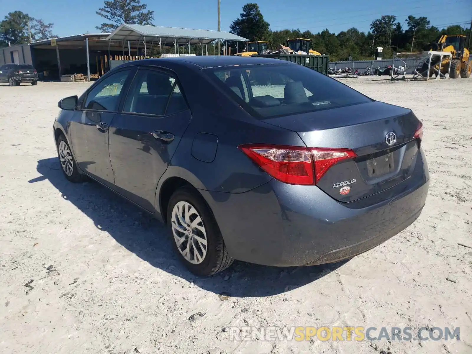 3 Photograph of a damaged car 2T1BURHE3KC174364 TOYOTA COROLLA 2019