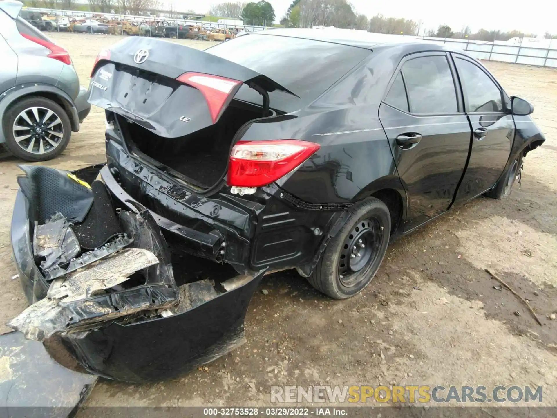 4 Photograph of a damaged car 2T1BURHE3KC175580 TOYOTA COROLLA 2019