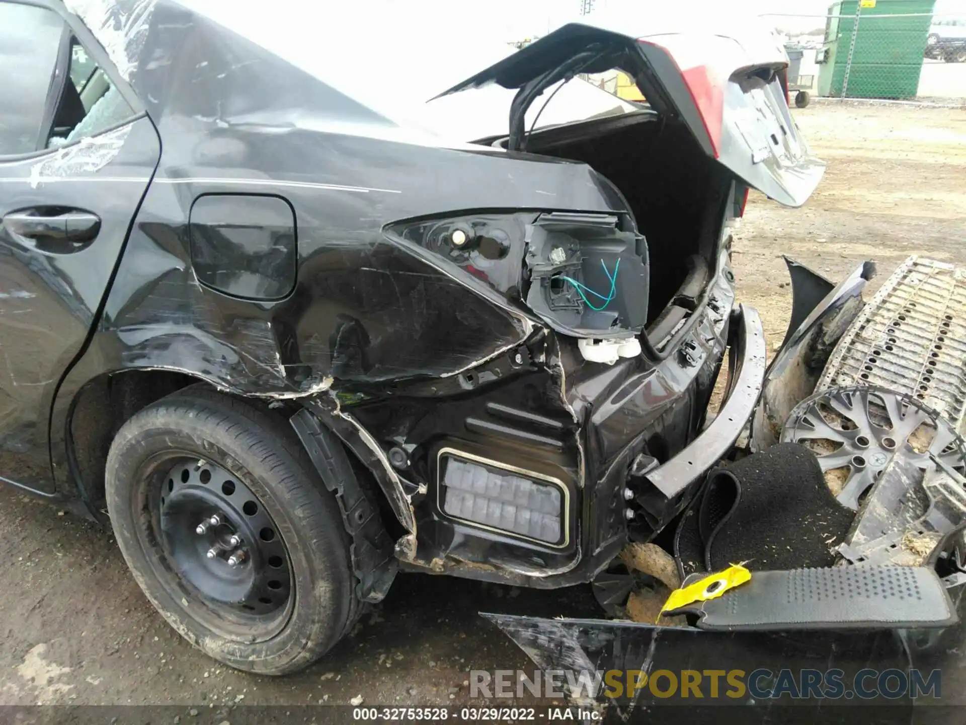 6 Photograph of a damaged car 2T1BURHE3KC175580 TOYOTA COROLLA 2019