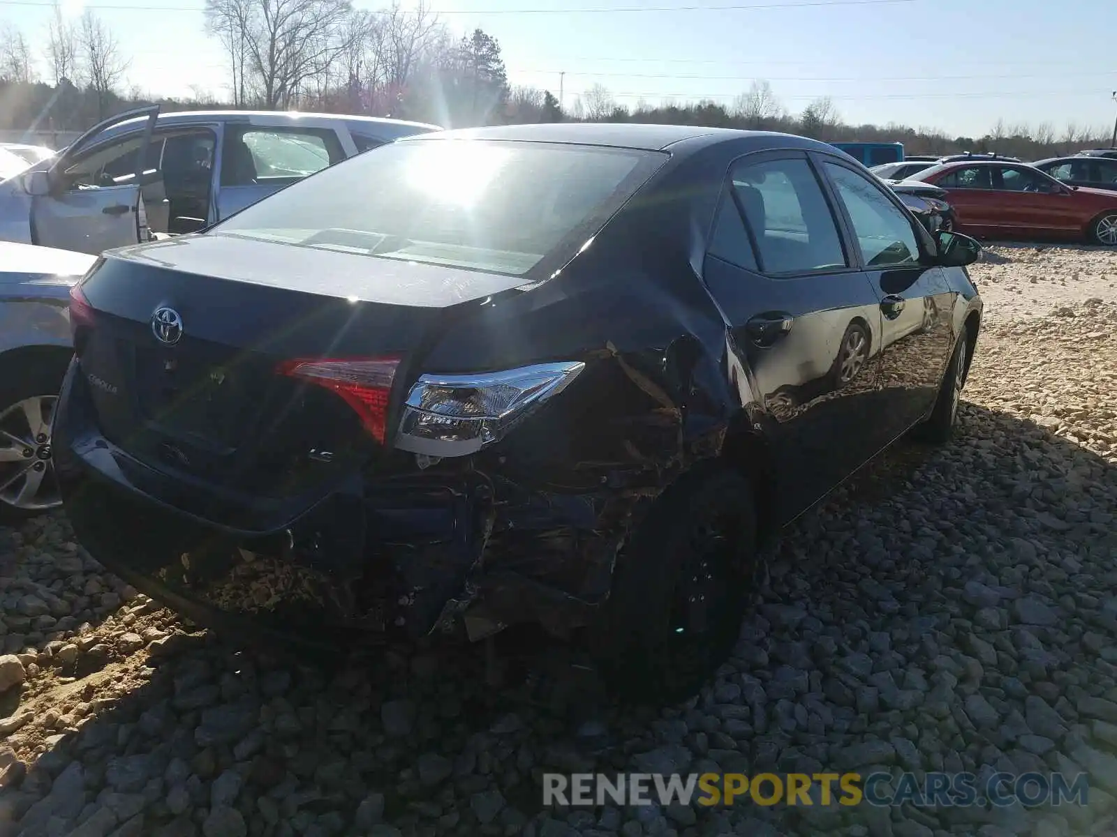 4 Photograph of a damaged car 2T1BURHE3KC175630 TOYOTA COROLLA 2019